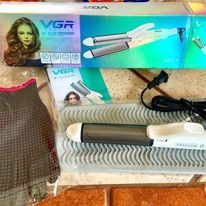 NIB Two-In-One Curler & Straightener